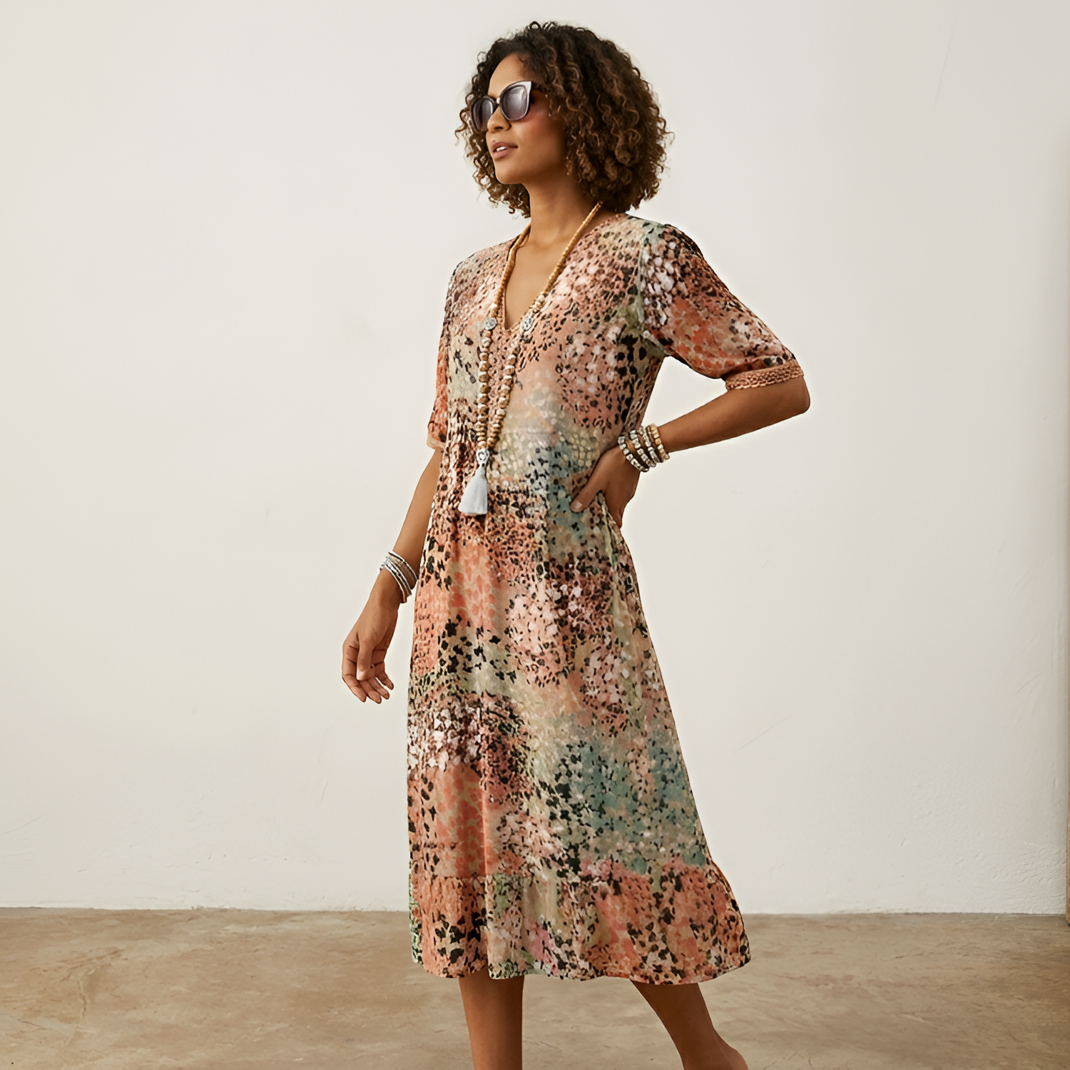 Women's Abstract V-Neck Short Sleeve Midi Dress - Casual Summer Wear